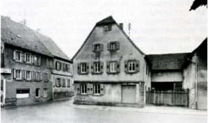 Ecke Schwaigerner Strae / Eppinger Strae vor der Sanierung der Ortsmitte